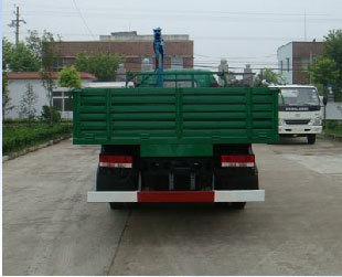 隨車起重運輸車選購指南 東風(fēng)品牌、直臂與折臂吊機詳解