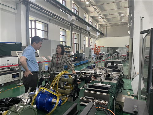 嚴慶調研寧波材料所 聚焦科技成果轉移轉化，推動磁電產品與磁性材料研發創新